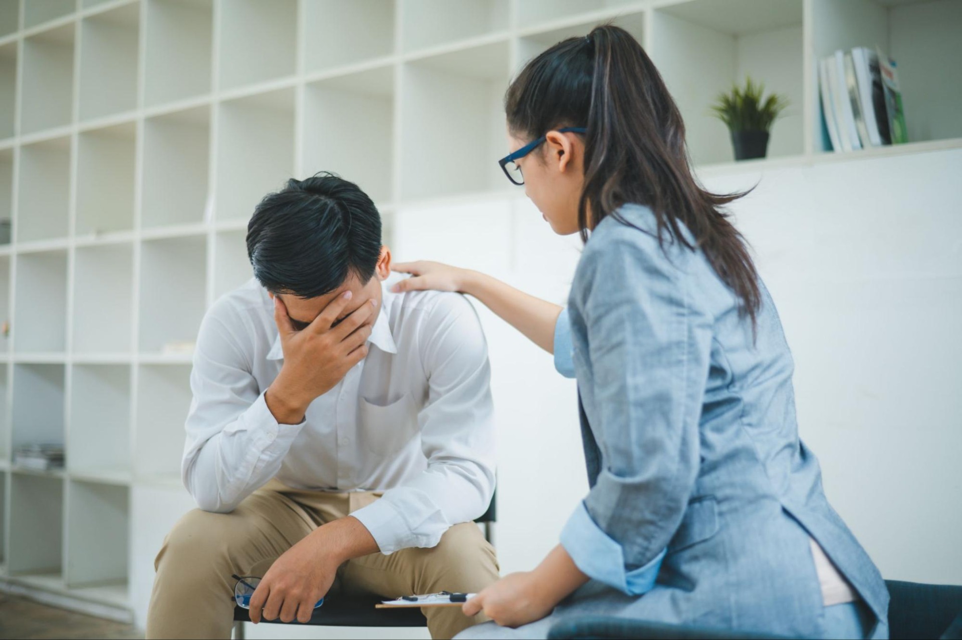 憂鬱症的人在想什麼？憂鬱症絕非「想太多」或「意志不堅」